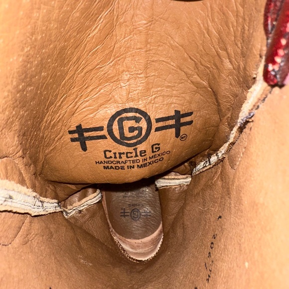 Circle G Cowboy Boots - Picture 6 of 9